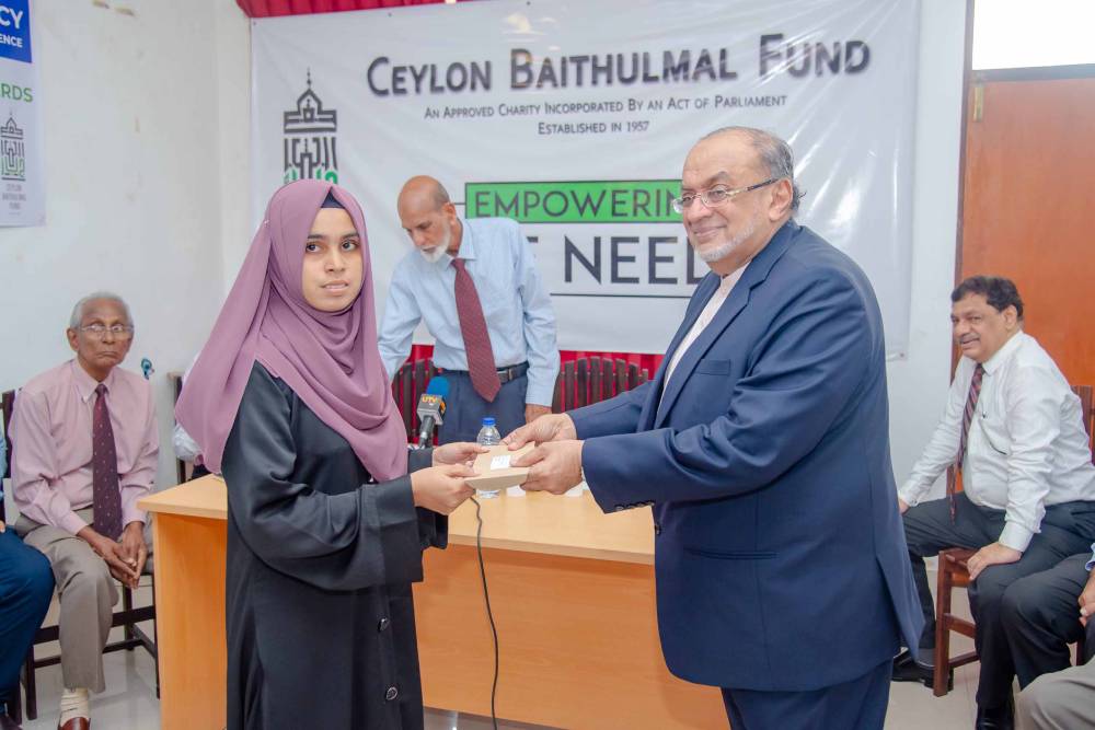 University Scholarships Awards 2024